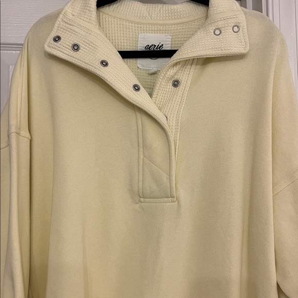 Pale yellow quarter zip sweatshirt - Picture 2 of 2